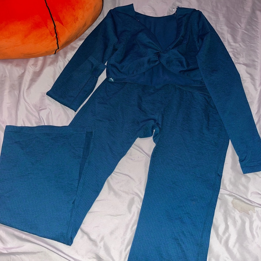 Athletic Set - image 2